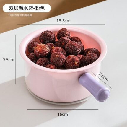 Pressing the trash can in a narrow space